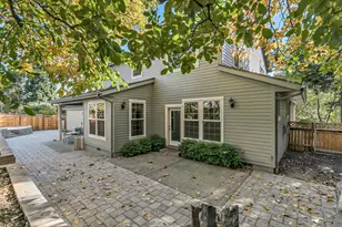 245 Jackson Creek Dr, Jacksonville, OR 97530 - Photo 39