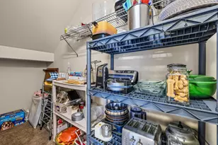 51840 Hollinshead Pl, La Pine, OR 97739 - Photo 13