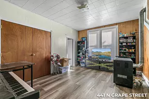 441 N Grape St, Medford, OR 97501 - Photo 5