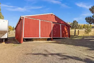 2411 Vermont St, Klamath Falls, OR 97603 - Photo 57