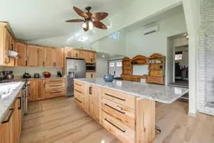 2411 Vermont St, Klamath Falls, OR 97603 - Photo 11