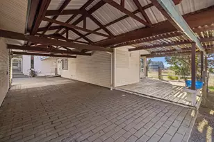 2411 Vermont St, Klamath Falls, OR 97603 - Photo 5