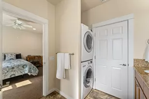 753 SW Kinsington Ct, Grants Pass, OR 97526 - Photo 11