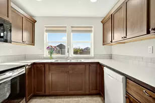 3537 Durst St, Medford, OR 97504 - Photo 11