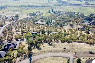 1207 Overlook Dr, Eagle Point, OR 97524 - Photo 15