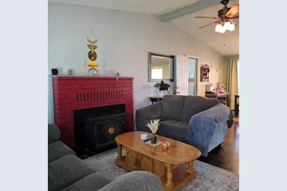 4511 Sturdivant Avenue, Klamath Falls, OR 97603 - Photo 3