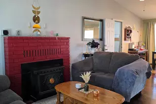 4511 Sturdivant Ave, Klamath Falls, OR 97603 - Photo 3