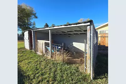 4511 Sturdivant Avenue, Klamath Falls, OR 97603 - Photo 21