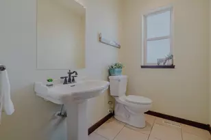 25451 Alfalfa Market Road NE, Bend, OR 97701 - Photo 17