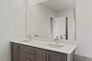 21716 SE Stromboli Ln, Bend, OR 97702 - Photo 17