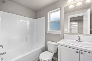 21553 NE Gather Pl, Bend, OR 97702 - Photo 9