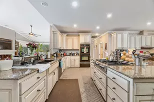 100 Springbrook Dr, Grants Pass, OR 97527 - Photo 25