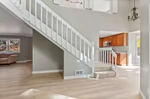 20886 King David Ave, Bend, OR 97702 - Photo 3