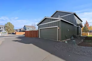 61839 SE 27th St, Bend, OR 97702 - Photo 35