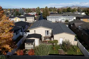 2456 SW Mariposa Loop, Redmond, OR 97756 - Photo 25