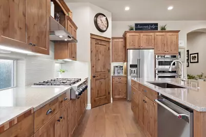 60208 Rolled Rock Way, Bend, OR 97702 - Photo 13