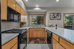 57407 Beaver Ridge Loop, Sunriver, OR 97707 - Photo 11