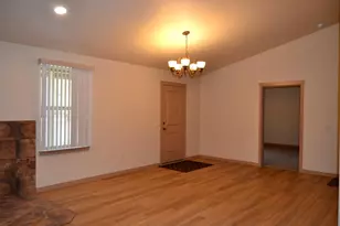 2410 Robertson Bridge Rd, Grants Pass, OR 97526 - Photo 7