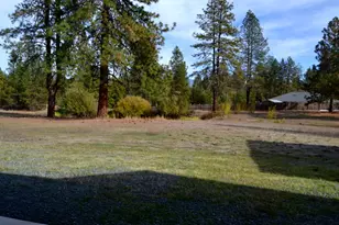 2410 Robertson Bridge Rd, Grants Pass, OR 97526 - Photo 25