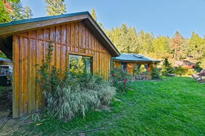 2742 Speaker Road, Wolf Creek, OR 97497 - Photo 9