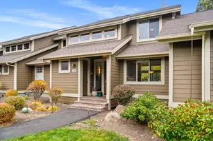 1302 Highland View Loop, Redmond, OR 97756 - Photo 3