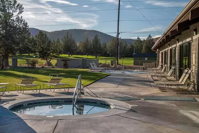 1302 Highland View Loop, Redmond, OR 97756 - Photo 65