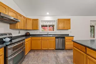 335 Cornett Ln, Cave Junction, OR 97523 - Photo 15