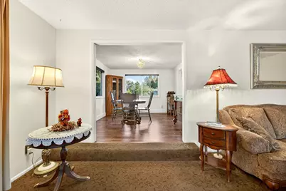 1065 Edwina Avenue, Central Point, OR 97502 - Photo 7