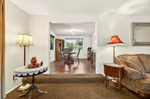 1065 Edwina Ave, Central Point, OR 97502 - Photo 7