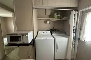 421 Stevens Rd, Eagle Point, OR 97524 - Photo 9