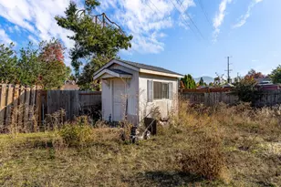 3046 Crystal Mountain Ave, Medford, OR 97504 - Photo 23