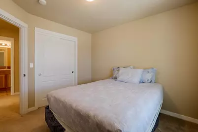 62085 Wolcott Place, Bend, OR 97701 - Photo 13