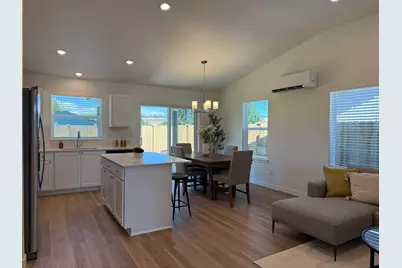 706 NE Rickenbacker Road #137, Madras, OR 97741 - Photo 3