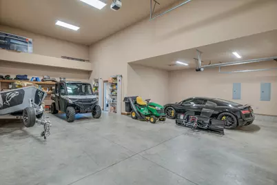 16816 Ponderosa Cascade Drive, Bend, OR 97703 - Photo 41