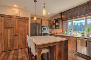 16816 Ponderosa Cascade Dr, Bend, OR 97703 - Photo 23