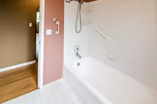 1968 Earle St, Klamath Falls, OR 97601 - Photo 17