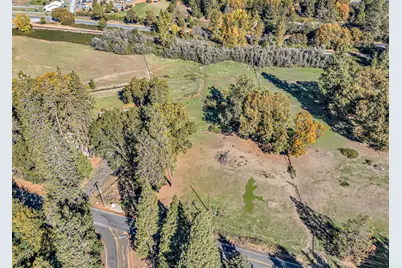 4402 Averill Drive, Grants Pass, OR 97526 - Photo 5