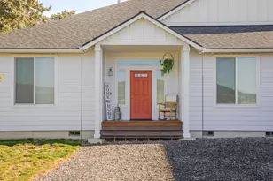 8997 NW Elizabeth Way, Prineville, OR 97754 - Photo 3