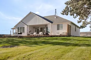 8997 NW Elizabeth Way, Prineville, OR 97754 - Photo 5