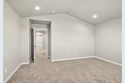 151 Valemont Drive #39, Eagle Point, OR 97524 - Photo 15