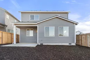 151 Valemont Dr, Eagle Point, OR 97524 - Photo 35