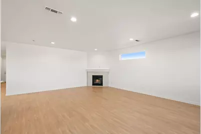151 Valemont Drive #39, Eagle Point, OR 97524 - Photo 11