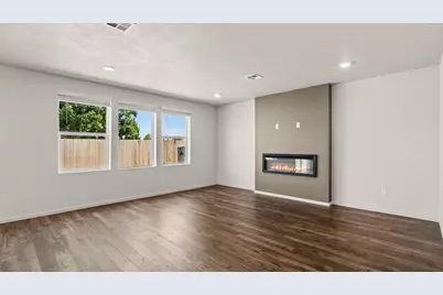 2649 Steadman Avenue, Medford, OR 97501 - Photo 5