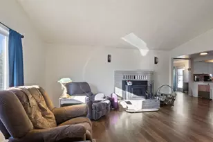 4121 Altamont Dr, Klamath Falls, OR 97603 - Photo 5