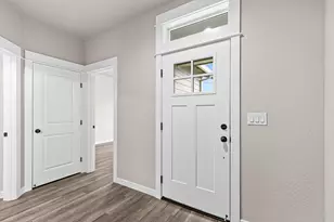 3734 Carlin Dr, Medford, OR 97504 - Photo 7