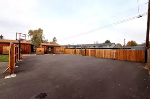 1456 SW 17th St, Redmond, OR 97756 - Photo 41