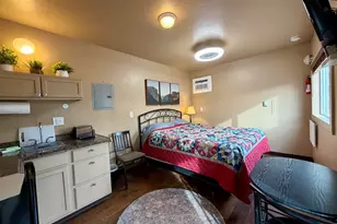 1456 SW 17th St, Redmond, OR 97756 - Photo 25