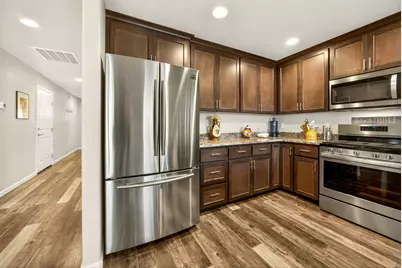 648 Nobility Drive, Medford, OR 97501 - Photo 21