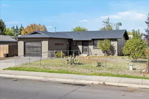 2549 Falcon St, White City, OR 97503 - Photo 25