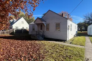 3125 Summers Ln, Klamath Falls, OR 97603 - Photo 15